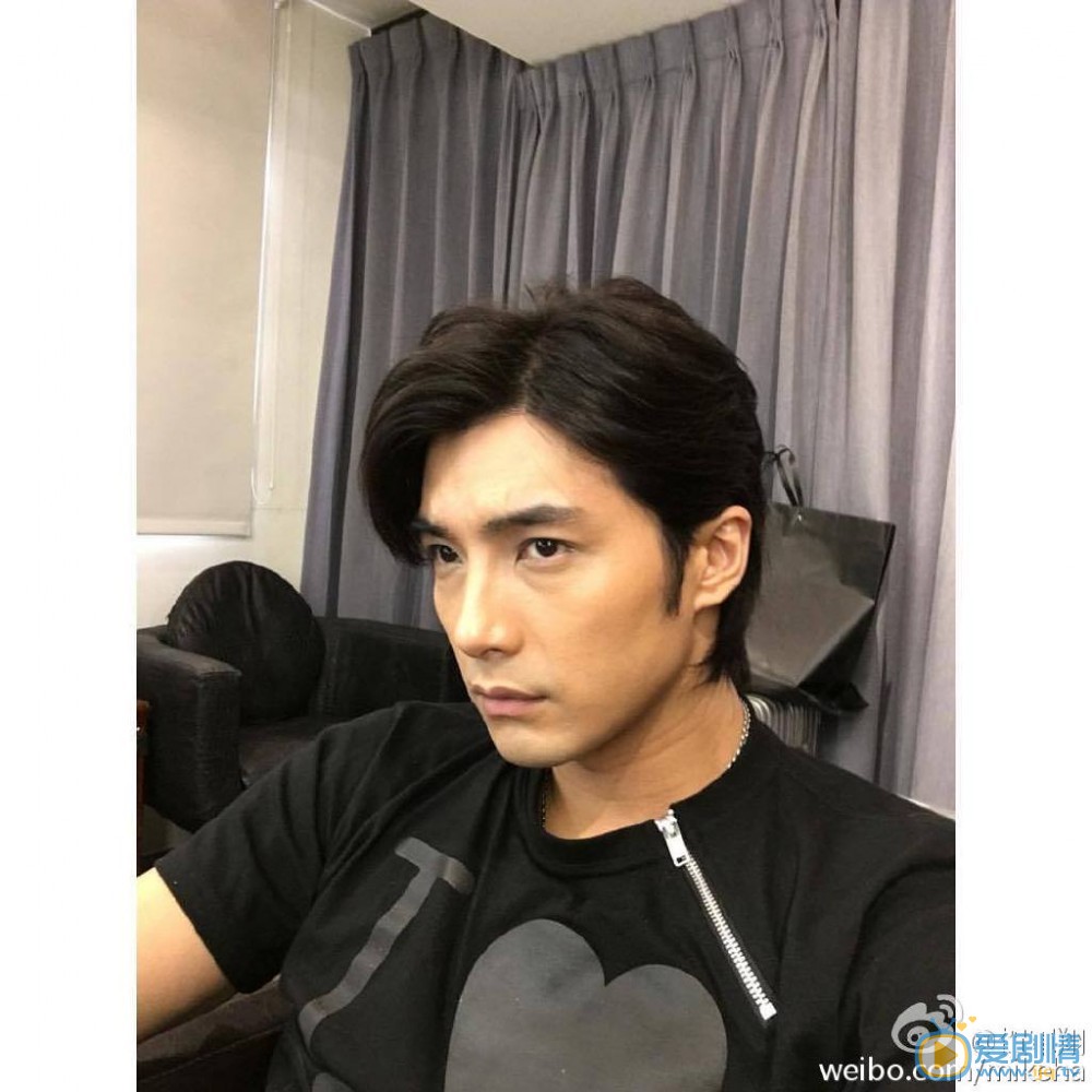 贺军翔生活照 贺军翔高清写真_贺军翔高清剧照