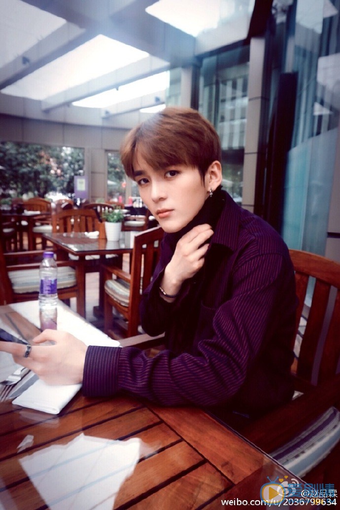 赵品霖生活照 赵品霖高清写真_赵品霖高清剧照