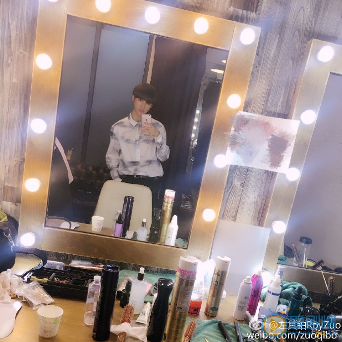 左其铂待机照 左其铂高清写真_左其铂高清剧照