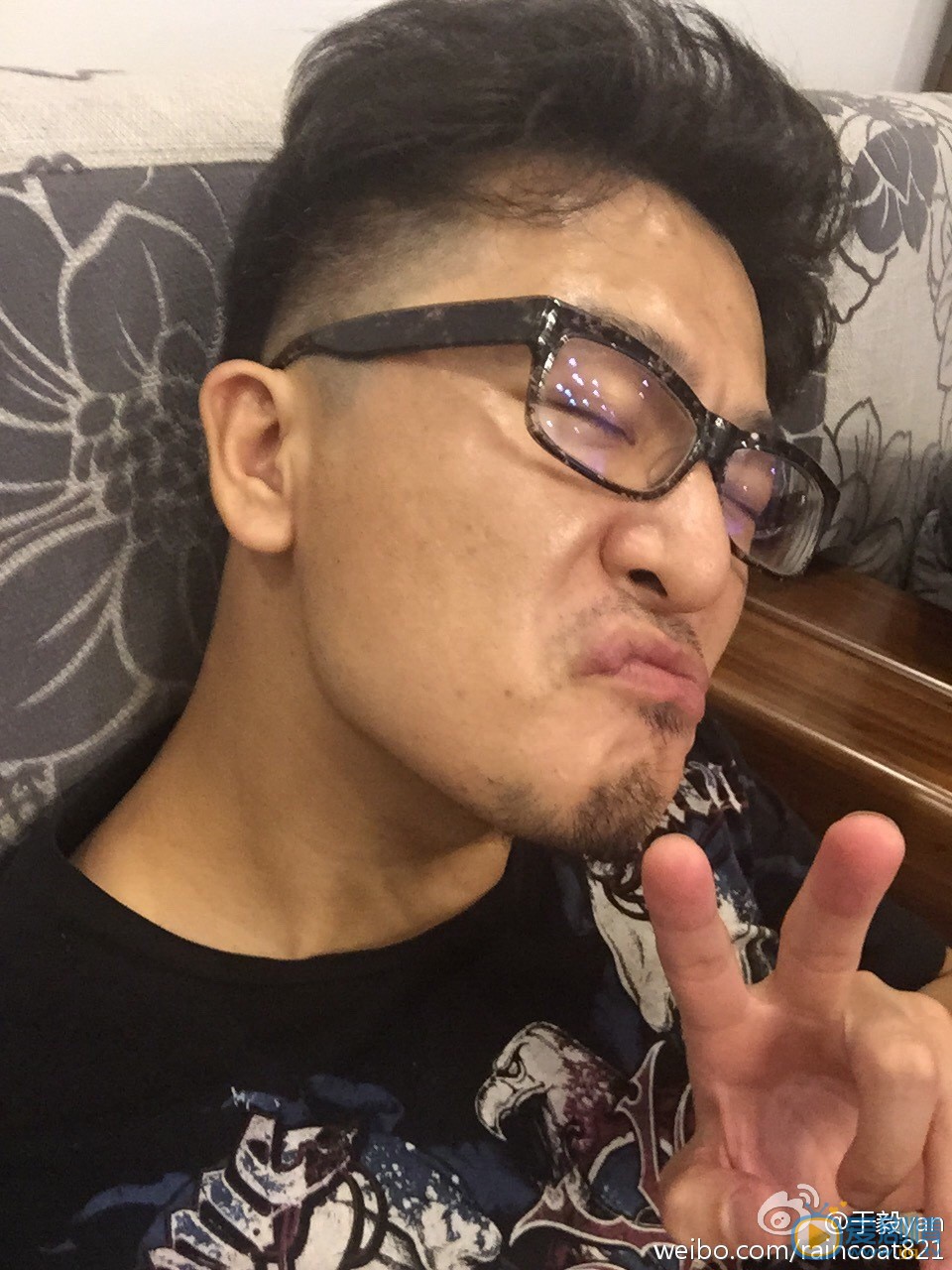 于毅逗逼表情包 于毅高清写真_于毅高清剧照