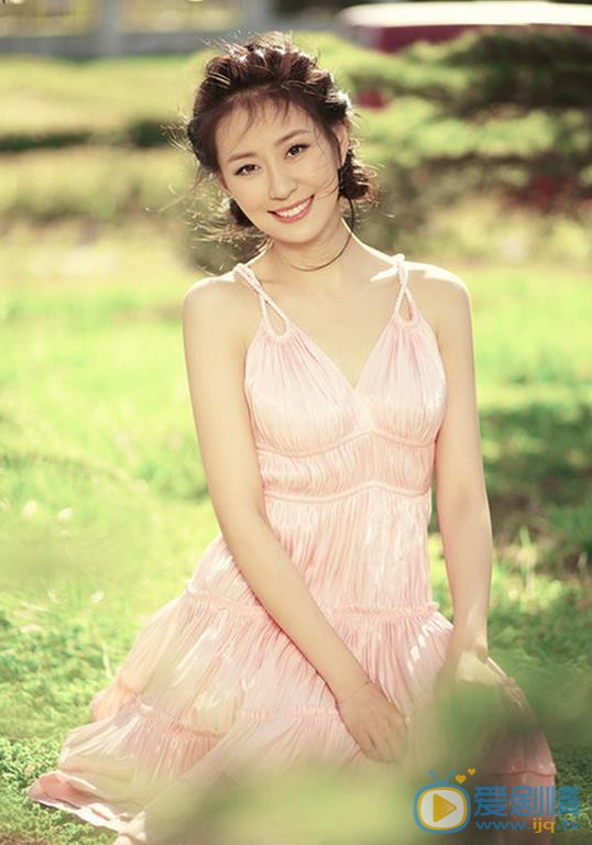 王乐君甜美写真 王乐君高清写真_王乐君高清剧照