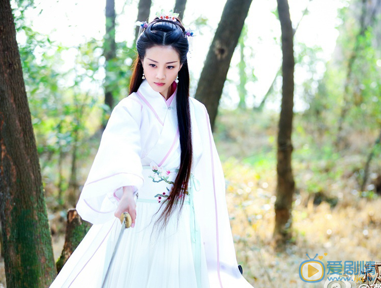 李溪芮《极品家丁》剧照 李溪芮高清写真_李溪芮高清剧照