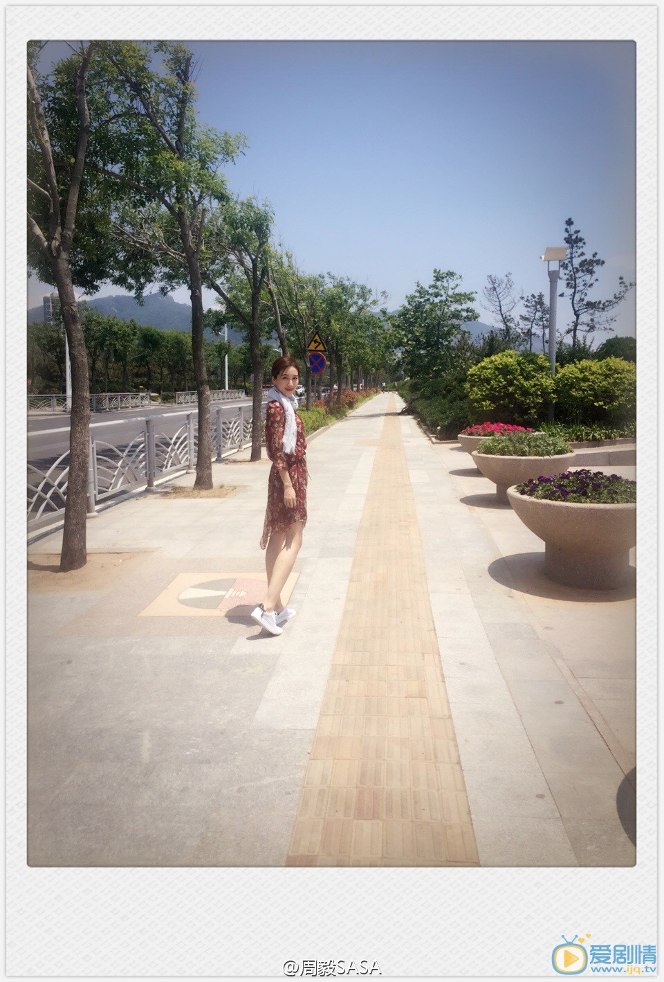 周毅旅行玩乐照 周毅高清写真_周毅高清剧照