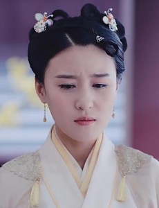 锦绣未央李未央什么时候知道紫烟背叛的？