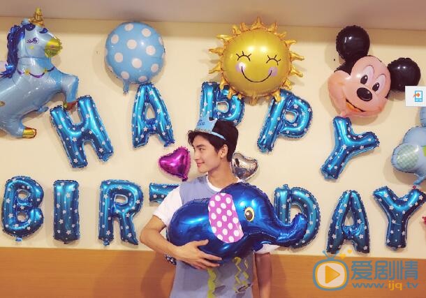 黄俊捷18岁生日照 黄俊捷高清写真_黄俊捷高清剧照
