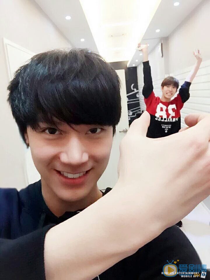 Ten生活照 Ten高清写真_Ten高清剧照