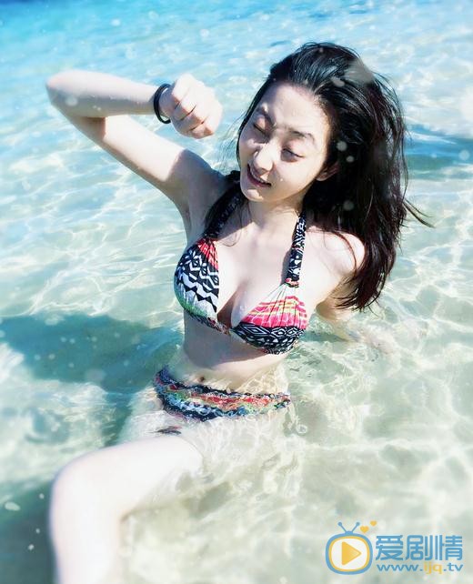 苑子艺海边照 苑子艺高清写真_苑子艺高清剧照