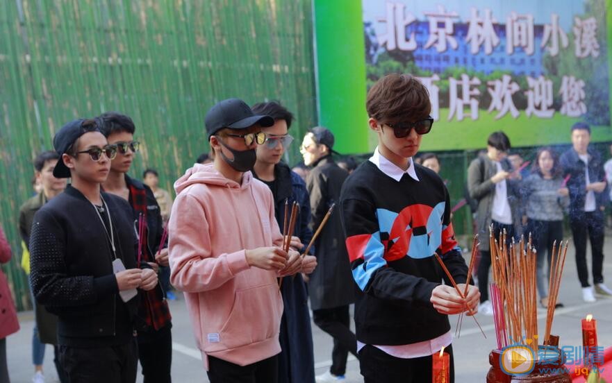 王朝阳《天团见习生》剧照 王朝阳高清写真_王朝阳高清剧照
