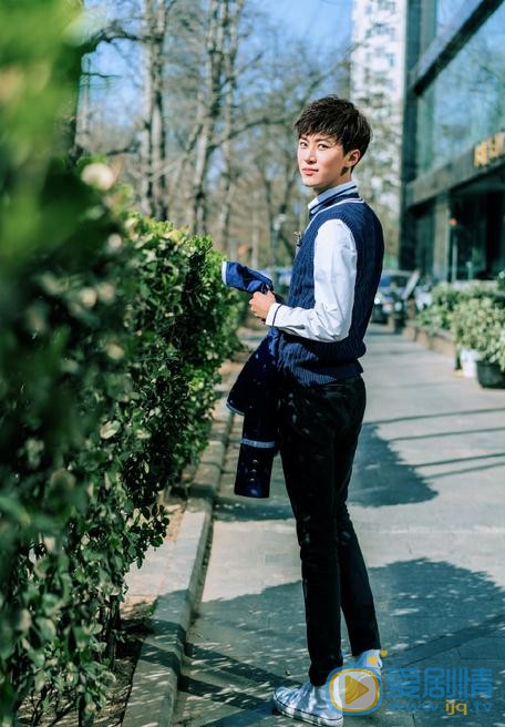 代超学生服写真 代超高清写真_代超高清剧照