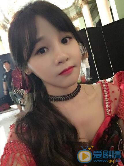 曾艳芬自拍照 曾艳芬高清写真_曾艳芬高清剧照