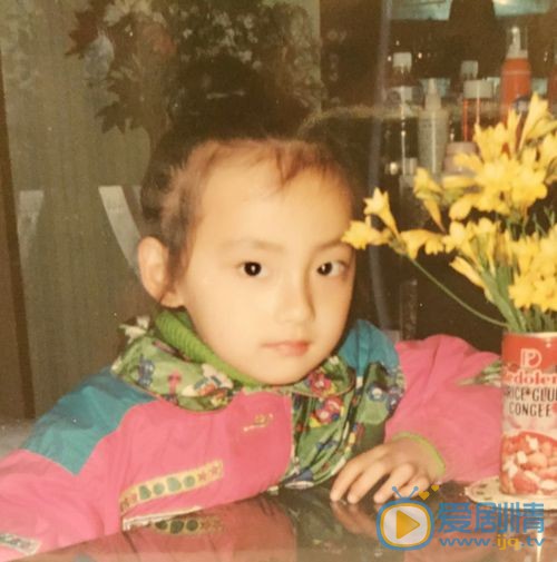 张嘉倪童年生活 张嘉倪高清写真_张嘉倪高清剧照