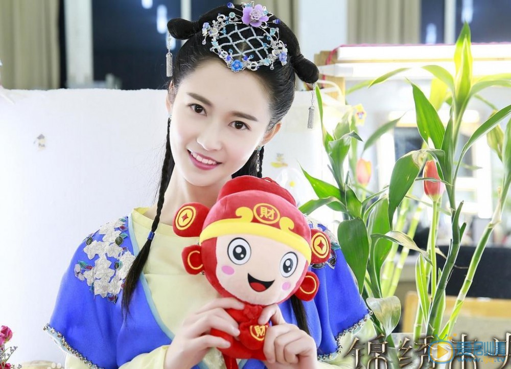 陈钰琪片场照