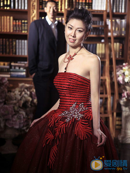 孙明明婚纱照 孙明明高清写真_孙明明高清剧照