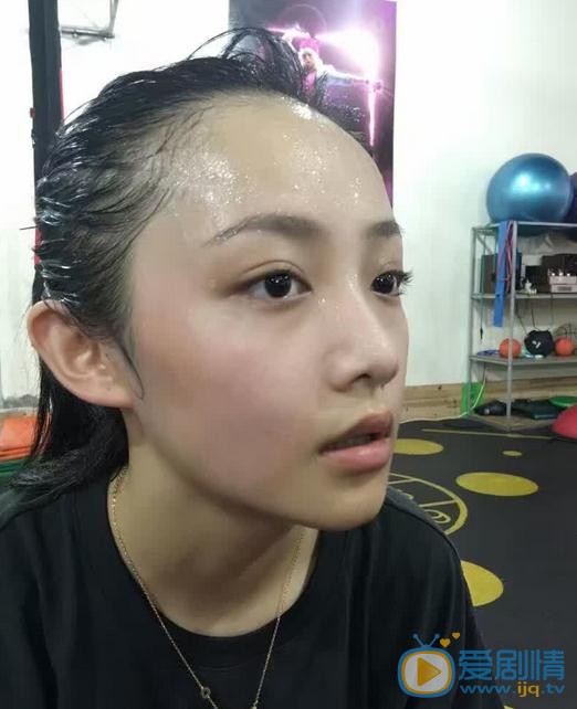 吴佳怡生活照 吴佳怡高清写真_吴佳怡高清剧照