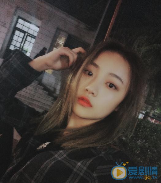吴佳怡生活照 吴佳怡高清写真_吴佳怡高清剧照