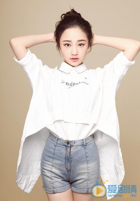 吴佳怡白色写真 吴佳怡高清写真_吴佳怡高清剧照