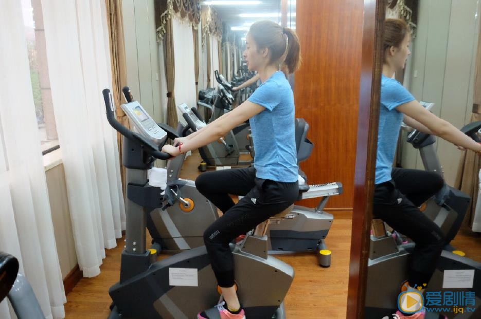 胡丹丹运动健身照 胡丹丹高清写真_胡丹丹高清剧照