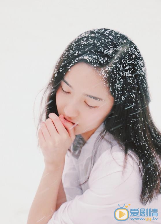 王玉雯冬季写真 王玉雯高清写真_王玉雯高清剧照