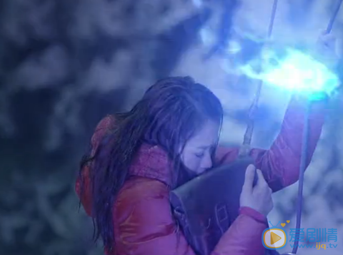 鬼吹灯之精绝古城火瓢虫为什么不攻击雪莉杨？雪莉杨有特异功能吗？