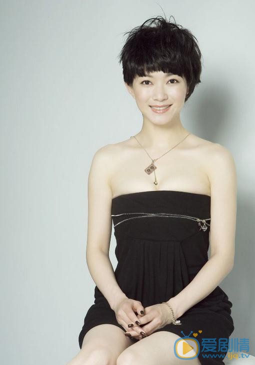 刘敏短发写真