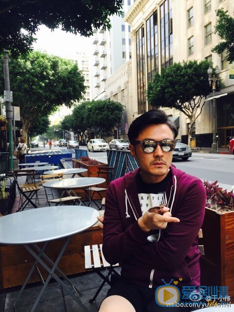 于小伟随性街拍照 于小伟高清写真_于小伟高清剧照