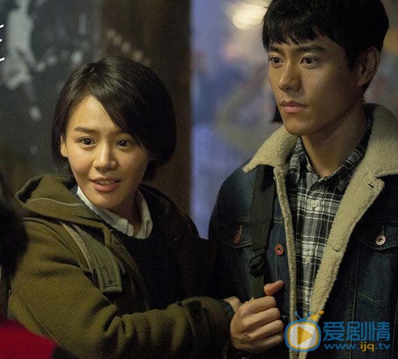 李程彬《七月与安生》剧照 李程彬高清写真_李程彬高清剧照