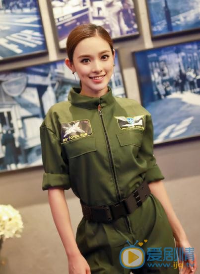 彭小苒主持节目照 彭小苒高清写真_彭小苒高清剧照