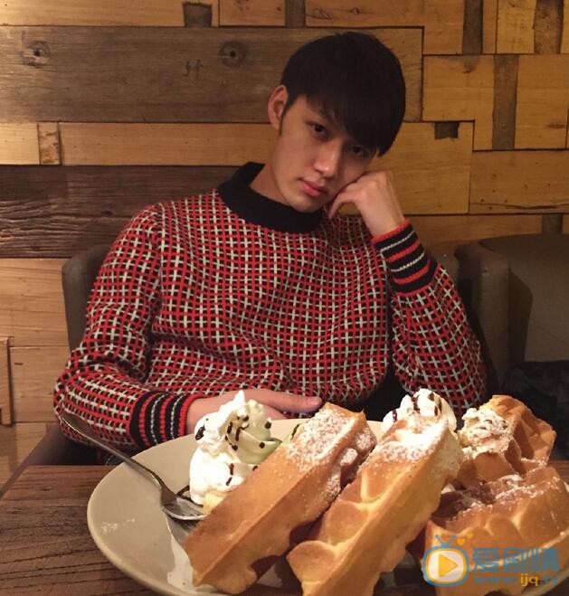 陈子由生活照 陈子由高清写真_陈子由高清剧照