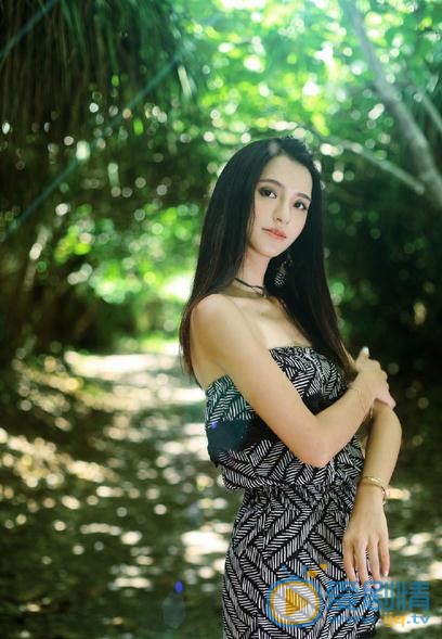 王维琳清新街拍 王维琳高清写真_王维琳高清剧照