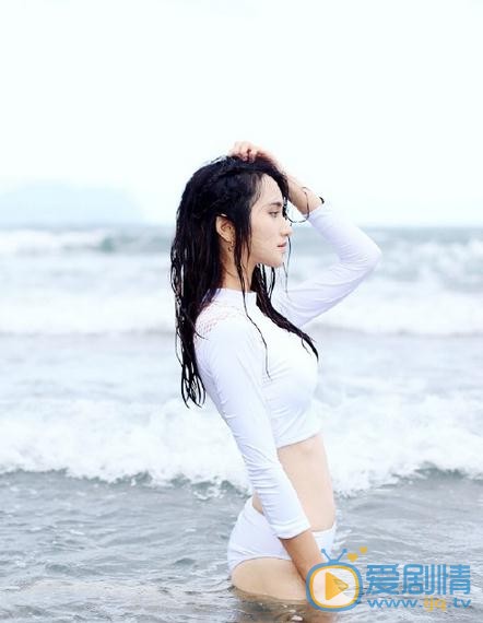 王维琳比基尼照 王维琳高清写真_王维琳高清剧照