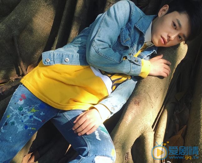 吕炸炸街拍 吕炸炸高清写真_吕炸炸高清剧照