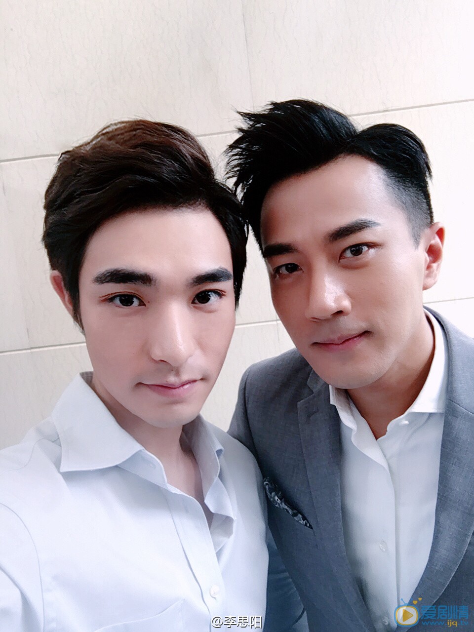 周末父母张伟扮演者李思阳写真生活照