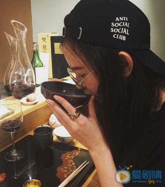 施诗生活照 施诗高清写真_施诗高清剧照