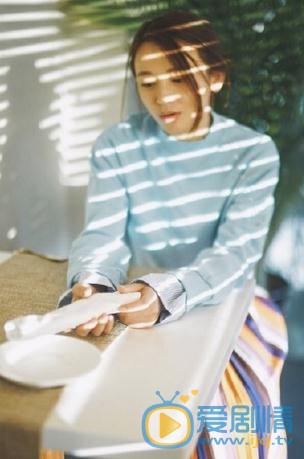 施诗清新写真 施诗高清写真_施诗高清剧照