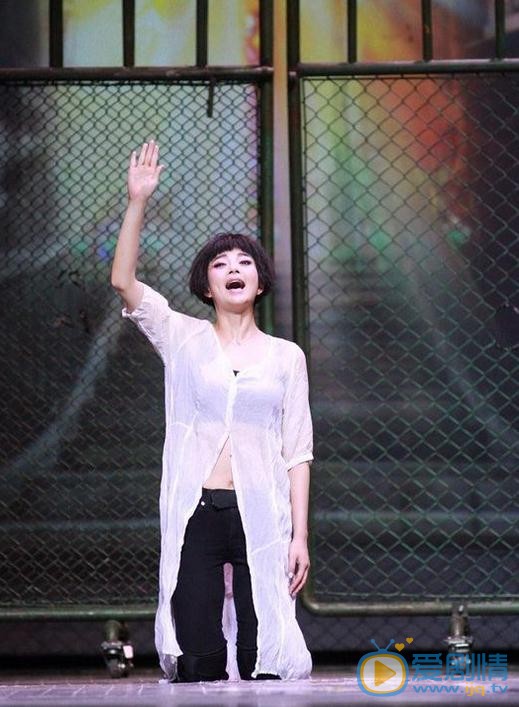 殷桃《罗密欧与朱丽叶》话剧 殷桃高清写真_殷桃高清剧照