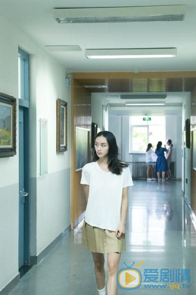 邓欣生活照 邓欣高清写真_邓欣高清剧照