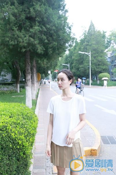 邓欣生活照 邓欣高清写真_邓欣高清剧照