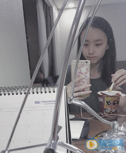 邓欣生活照 邓欣高清写真_邓欣高清剧照