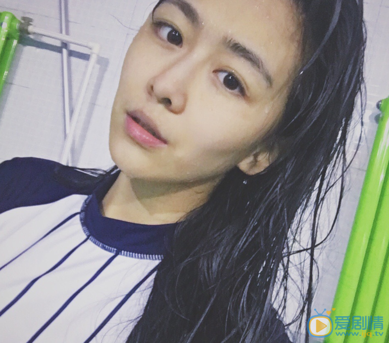 杨安琪素颜照 杨安琪高清写真_杨安琪高清剧照