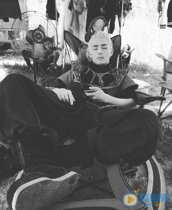 裴子添片场照 裴子添高清写真_裴子添高清剧照