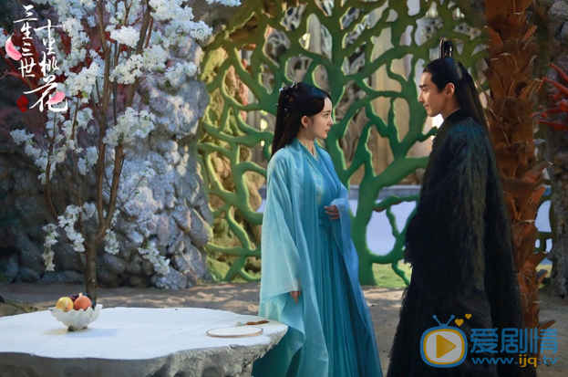  三生三世十里桃花夜华白浅人物服装造型大盘点