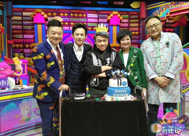 奇葩说女神林志玲来了,何炅接棒马东担任议长!高晓松缺席新导师补位!