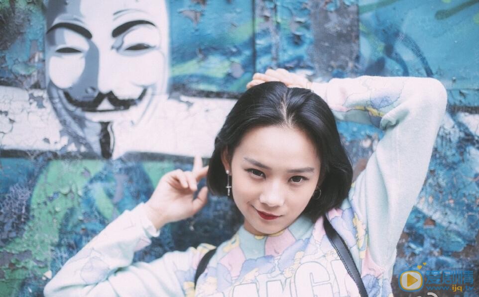鲁照华球场写真 鲁照华高清写真_鲁照华高清剧照
