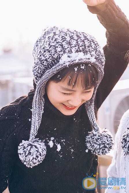 鲁照华笑面如花写真 鲁照华高清写真_鲁照华高清剧照