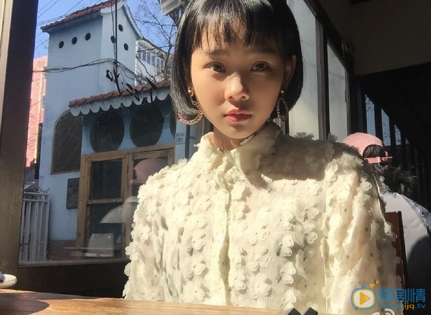 鲁照华笑面如花写真 鲁照华高清写真_鲁照华高清剧照