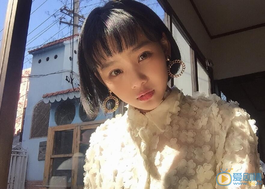 鲁照华笑面如花写真 鲁照华高清写真_鲁照华高清剧照