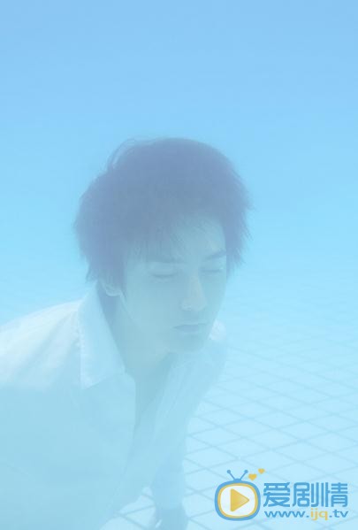 黄靖翔水中写真 黄靖翔高清写真_黄靖翔高清剧照