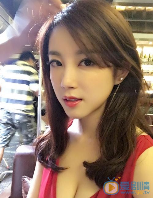 唐昕生活照 唐昕高清写真_唐昕高清剧照