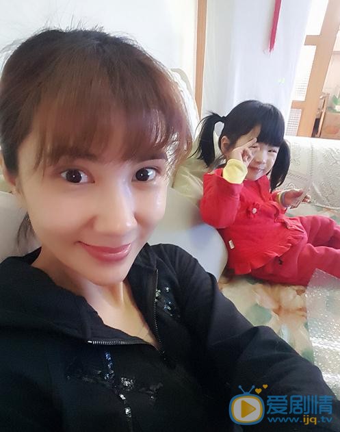边潇潇家人照 边潇潇高清写真_边潇潇高清剧照