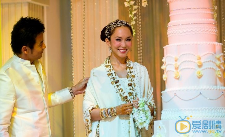李铭顺和范文芳结婚照 李铭顺高清写真_李铭顺高清剧照